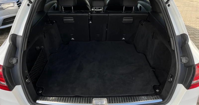 Mercedes-Benz Klasa C cena 129900 przebieg: 145800, rok produkcji 2021 z Rybnik małe 704